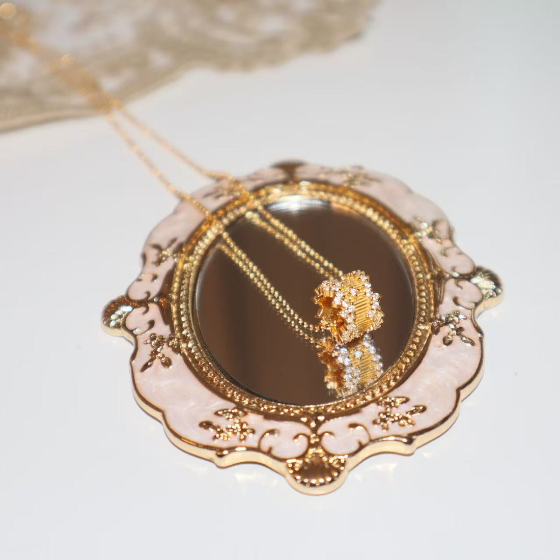 Vintage Gold Hourglass Pendant Necklace –  Crystal Design, Minimalist Luxury Jewelry for Women