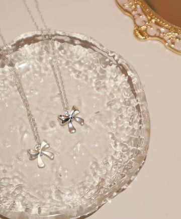 925 Sterling Silver Bow Necklace